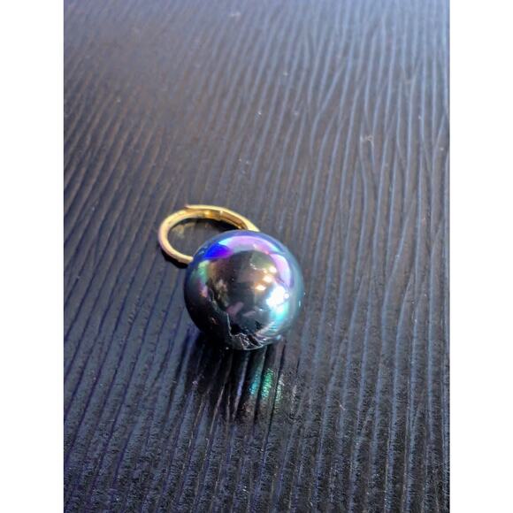 Vintage Round Metallic Gazing Ball Dangle Gold Tone Lever Back Earrings - Picture 7 of 7